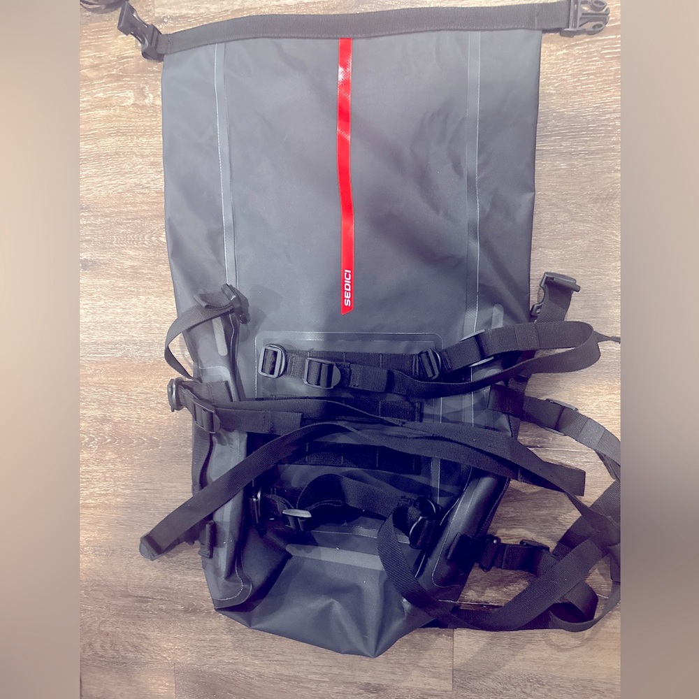 Sedici 10 Liter Dry Bag - NWOT
